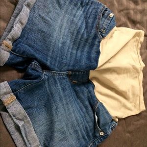 Maternity jean shorts 3.5” inseam